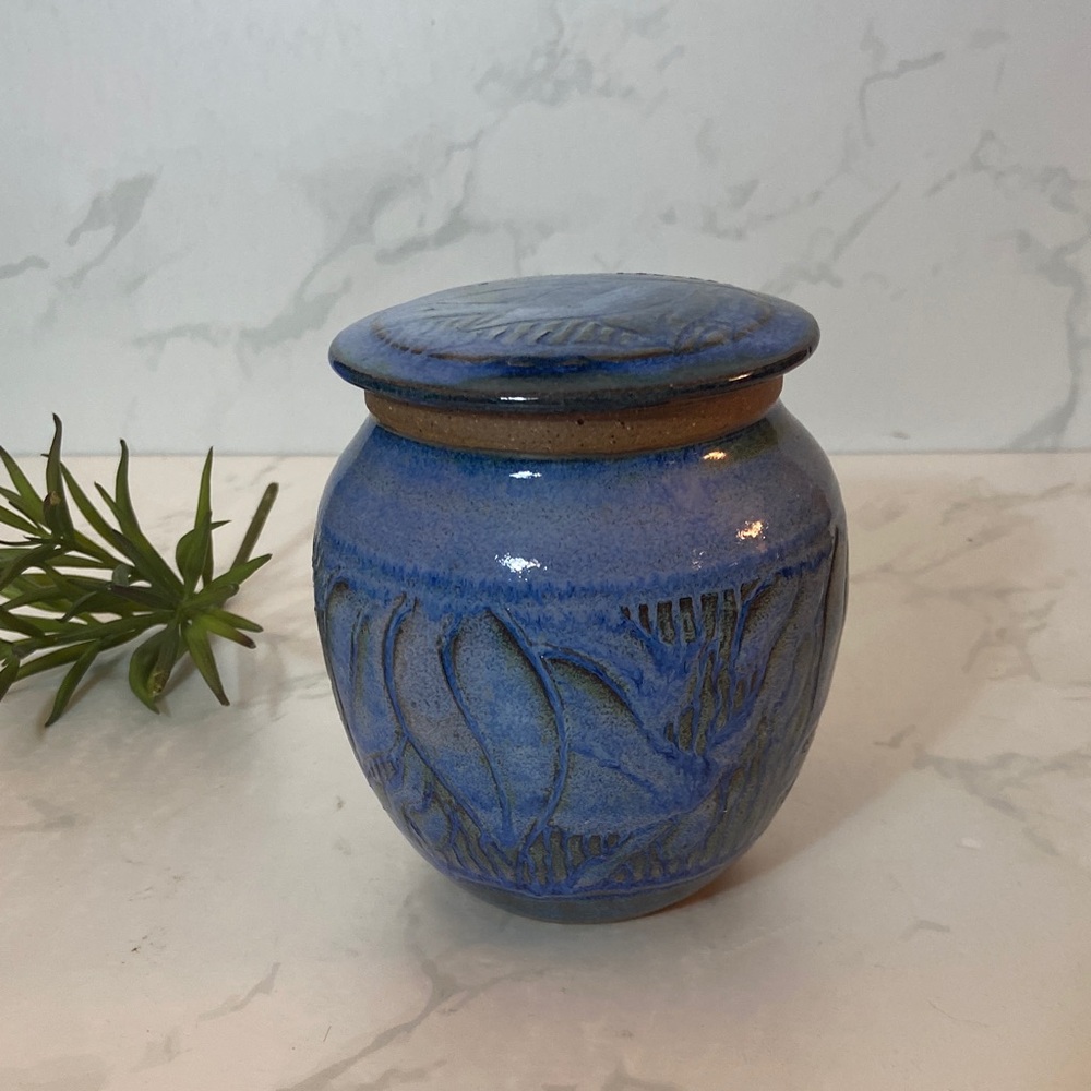 Signed Studio Art Pottery Blue Lidded Ginger Jar Vase Etched Floral 5” Handmade